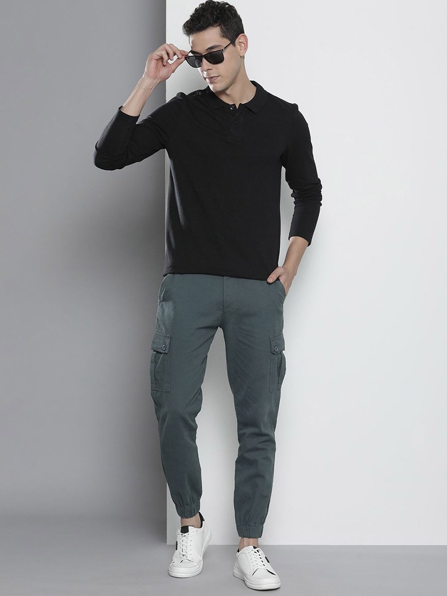 Men Grey Solid Slim Fit Cargo Pants