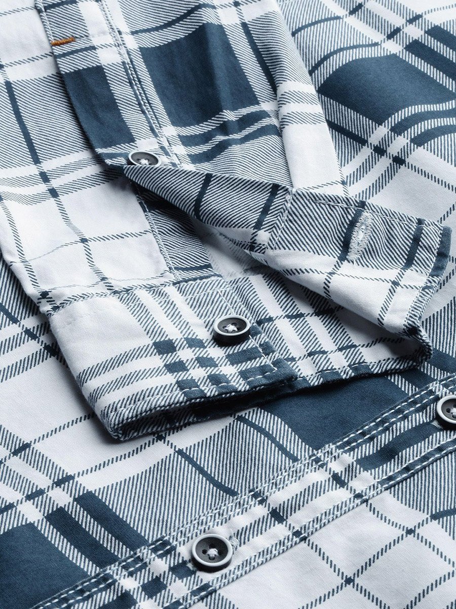 Men White Checked Slim Fit Shirt