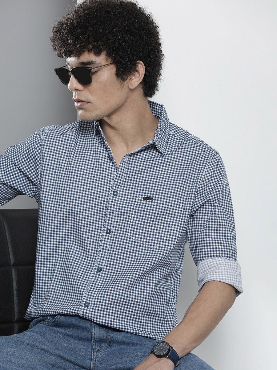 Men Navy Blue Checked Spread Collar Shirt