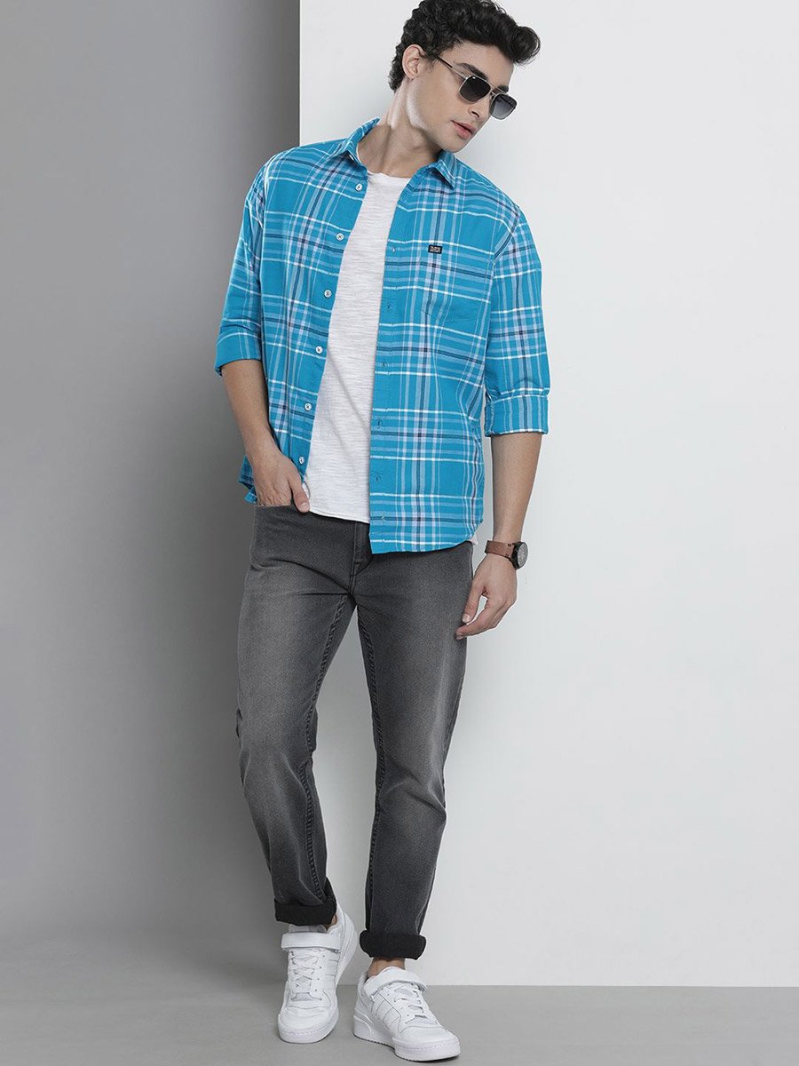 Men Blue Checkered Casual Shirt