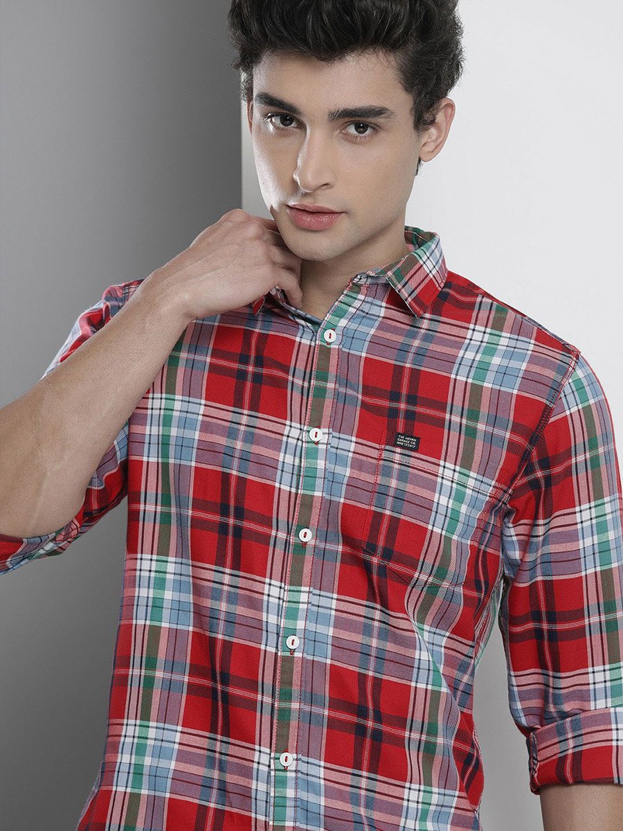 Men Red Checked Slim Fit Casual Shirt