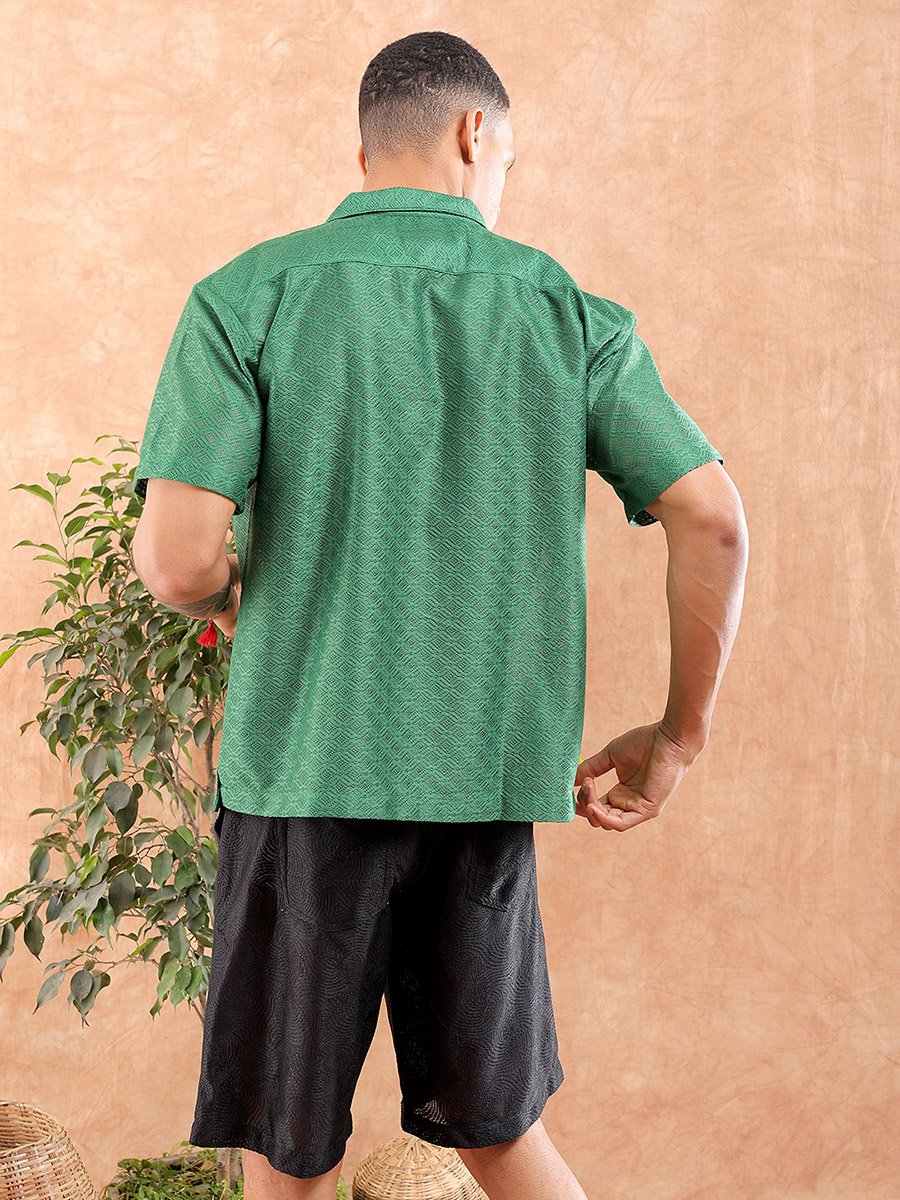 Men Green Resort Collar Textured Shirt