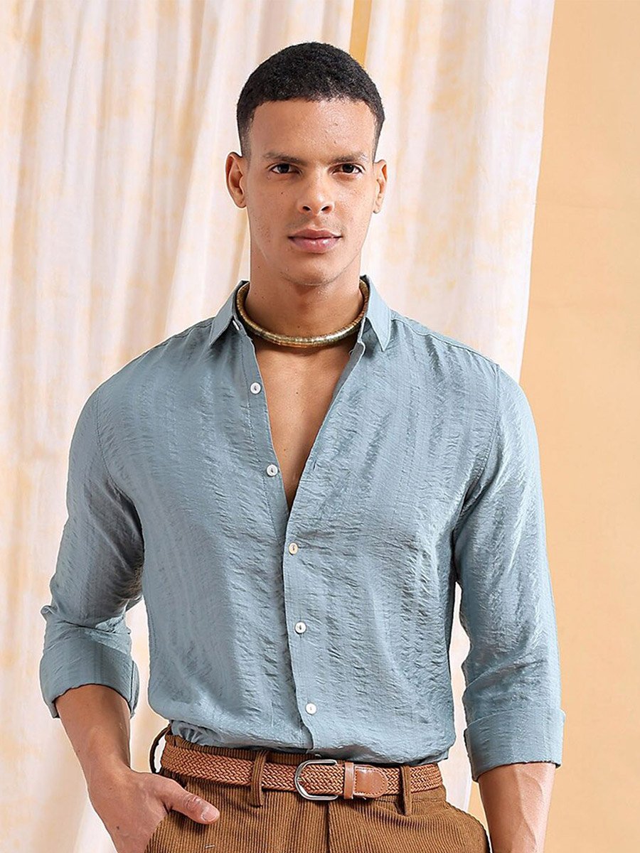 Men Textured Blue Striped Shirt