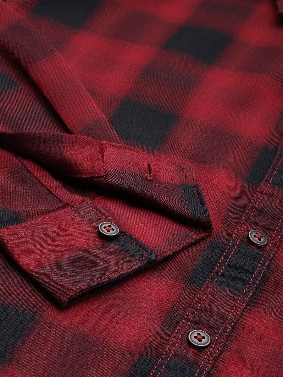 Men Red Checkered Casual Shirt