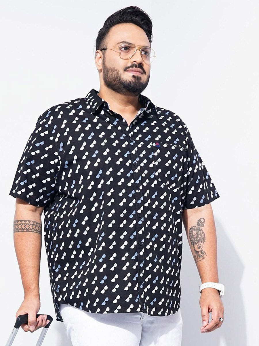 Plus Size Printed Short Sleeve Shirt