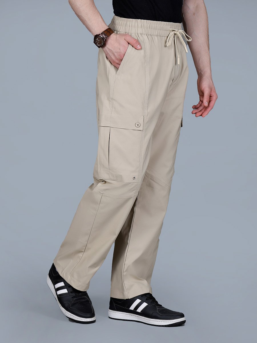 Men Solid Cargo Pants with Drawstring