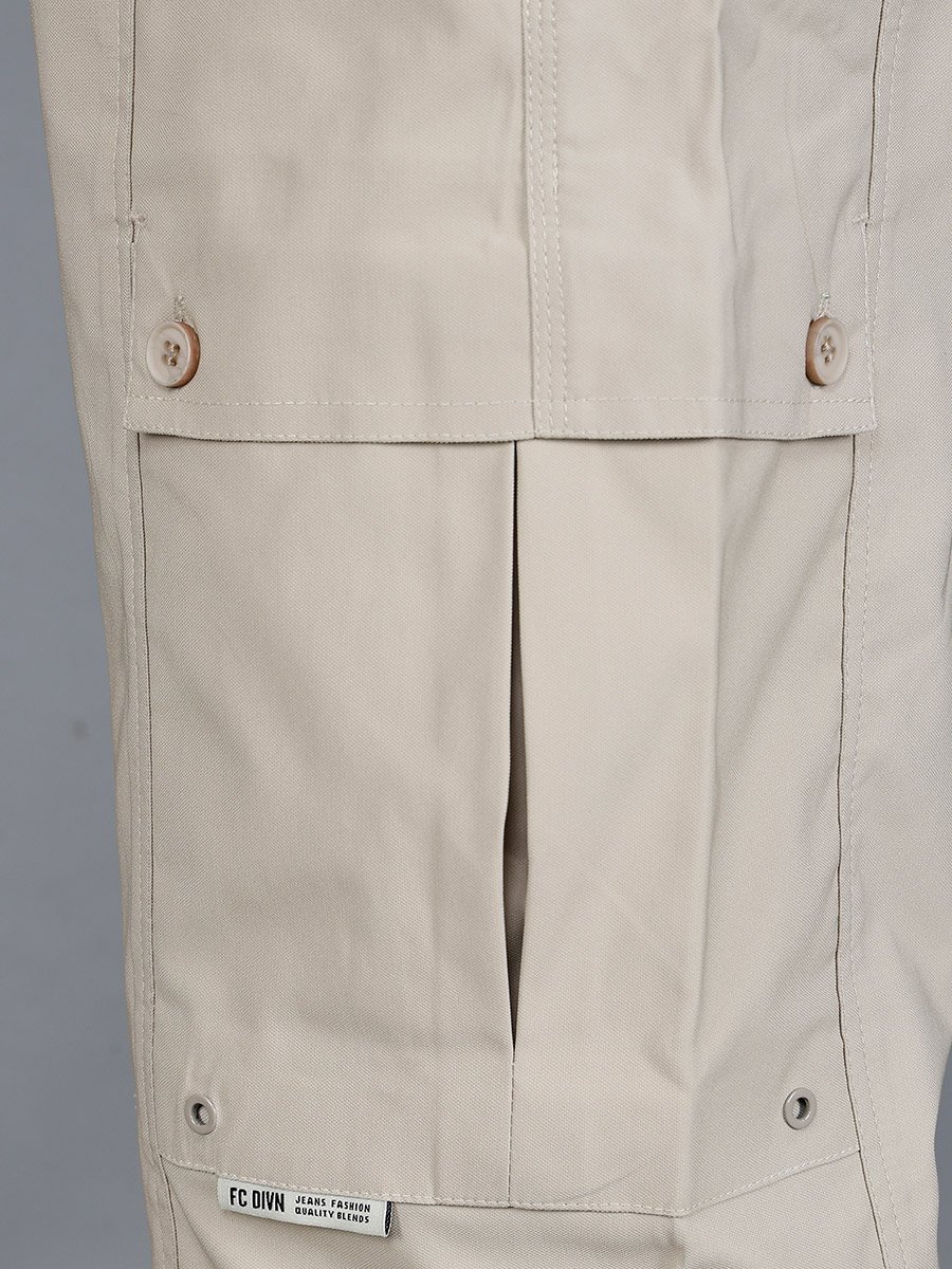 Men Solid Cargo Pants with Drawstring