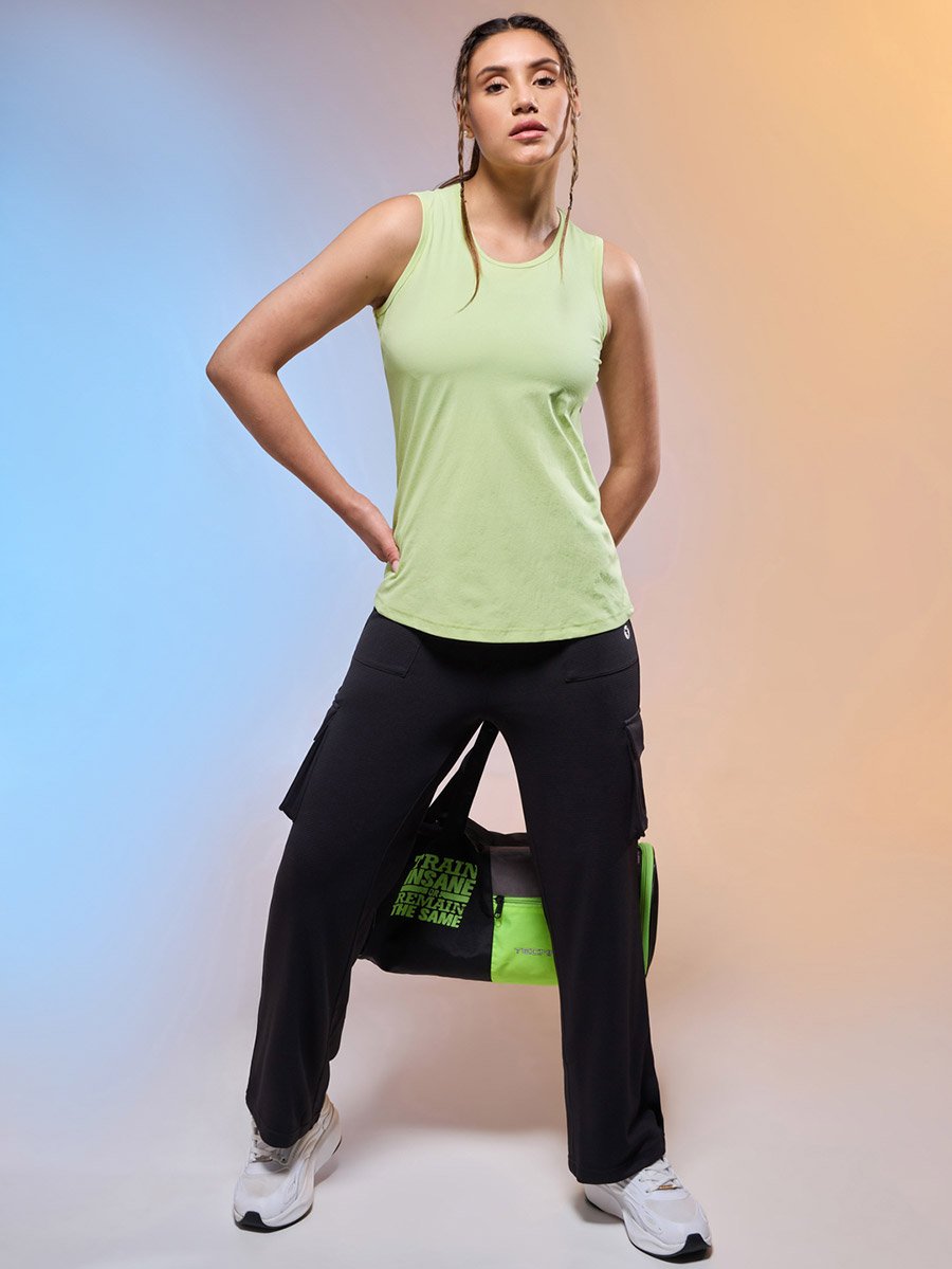 Women Solid Slim Fit Round Neck Tank