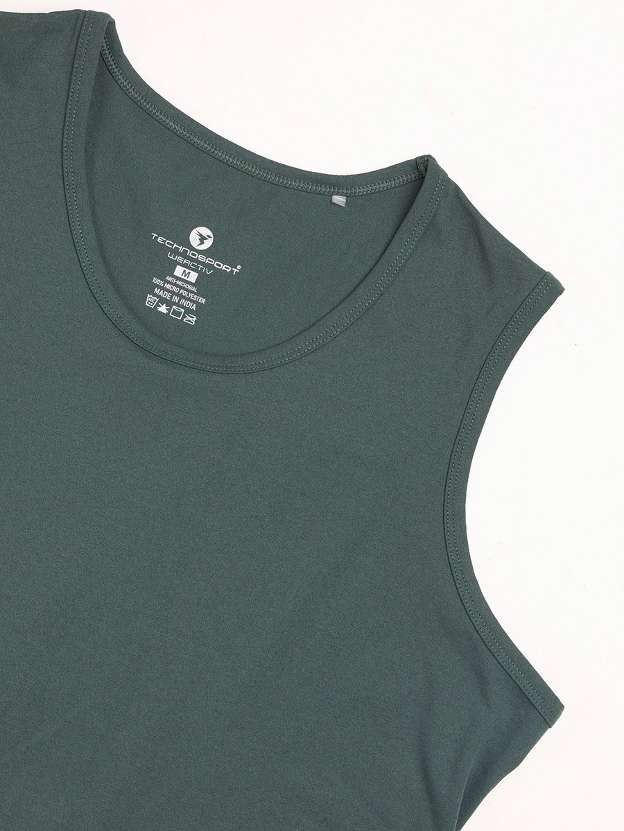 Women Solid Slim Fit Round Neck Tank