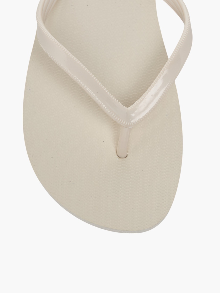 Women Textured Flip Flops
