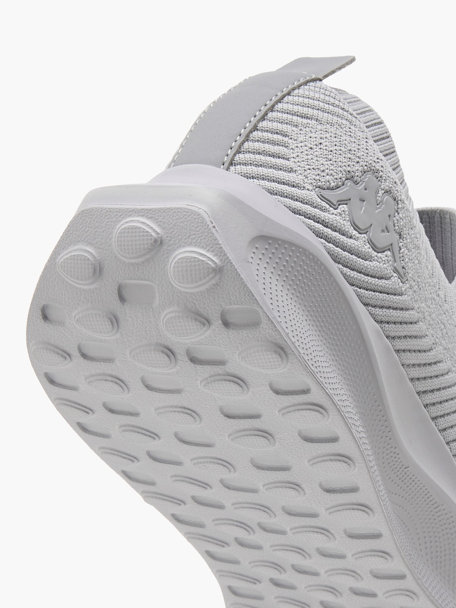 Men Logo Print Slip-On Sports Shoes with Pull Tab
