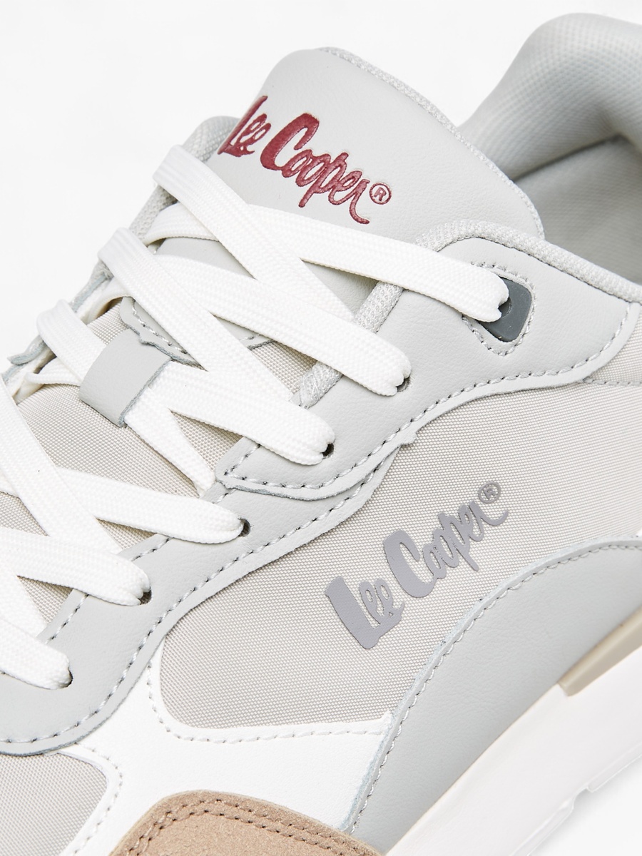 Men Panelled Sneakers with Lace-Up Closure