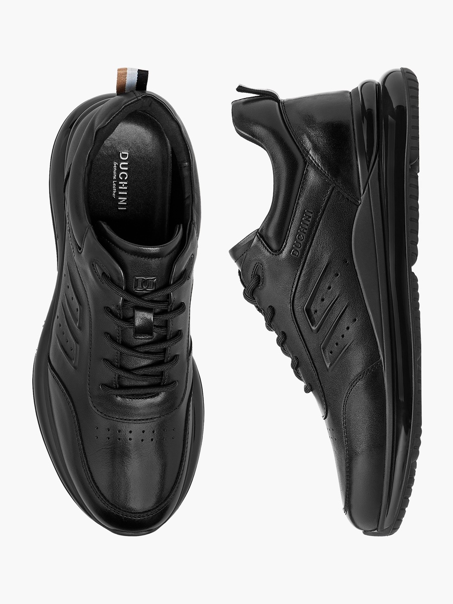 Men Textured Lace-Up Sneakers