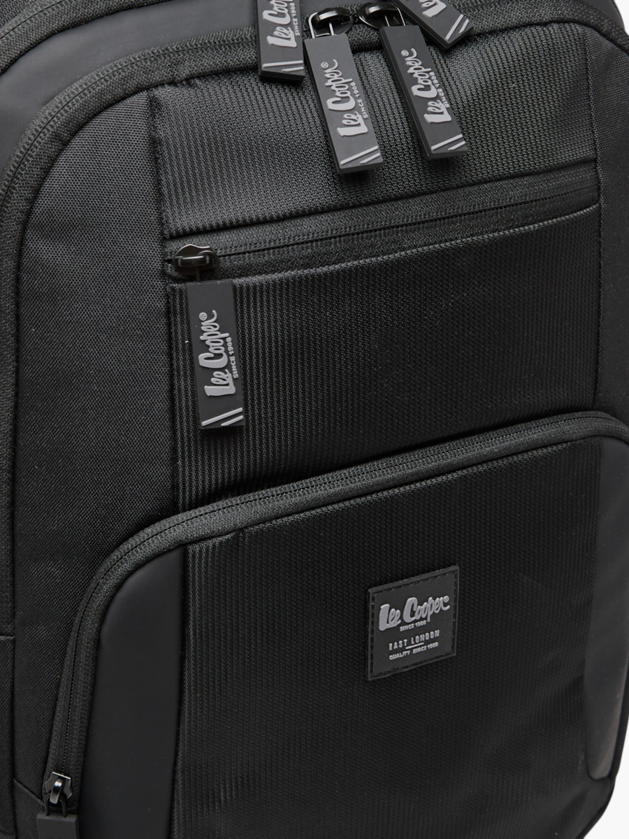 Textured Backpack with Adjustable Shoulder Straps - 17x31x44 cm