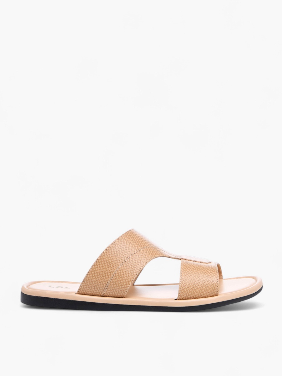 Textured Slip-On Arabic Sandals