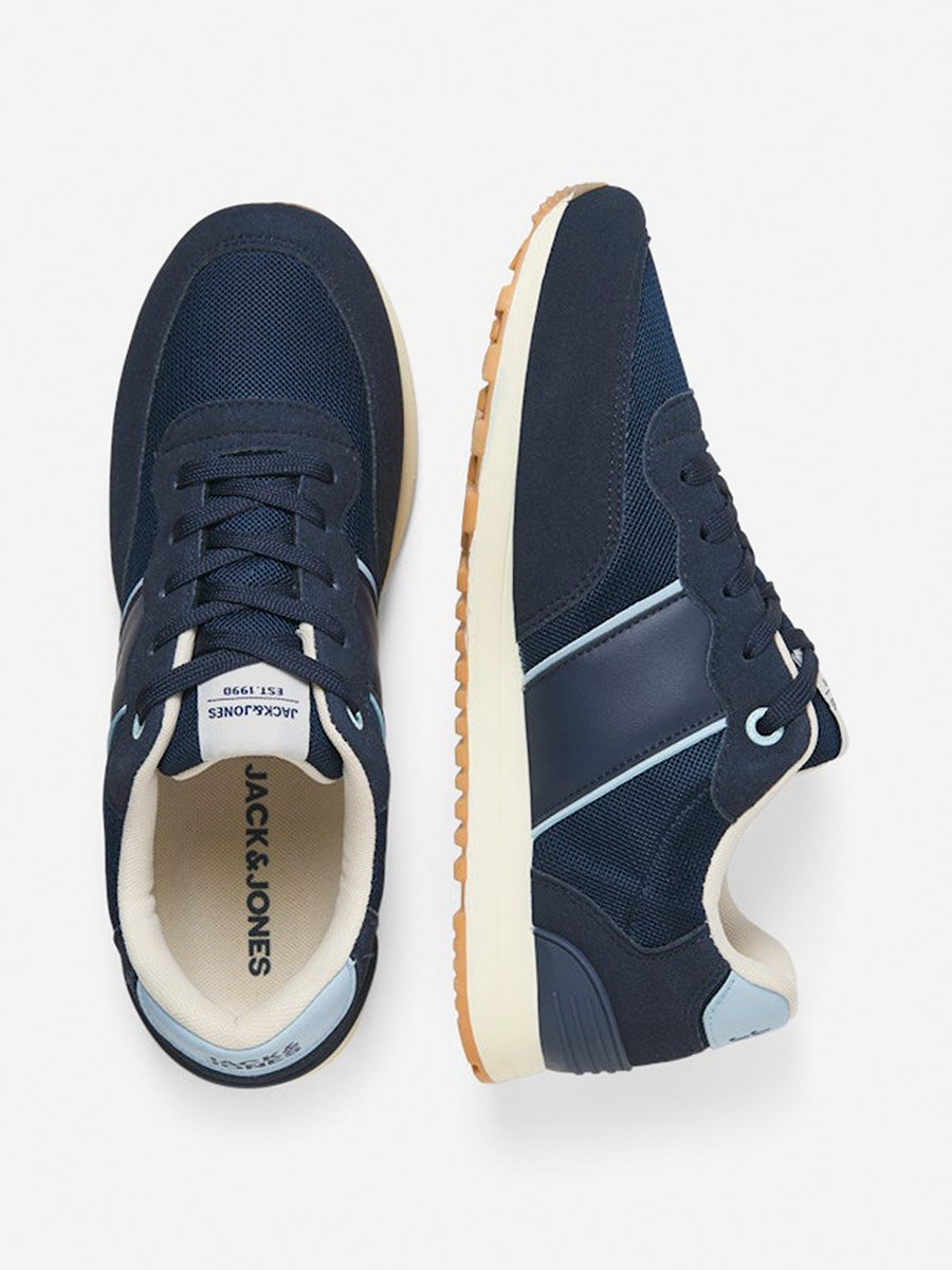 Spirit Runner Shoes