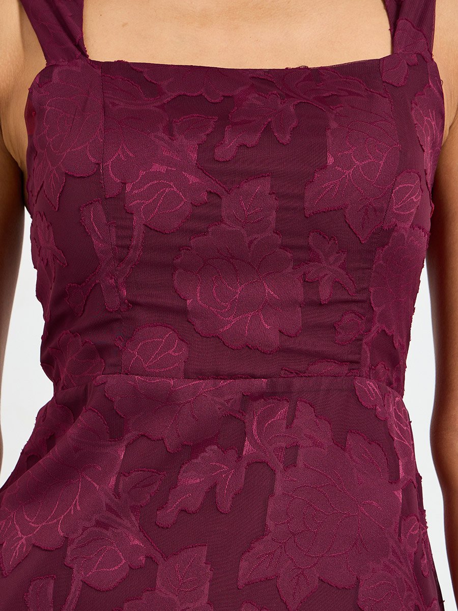 Burgundy Solid Lace Details Square Neck Midi Dress