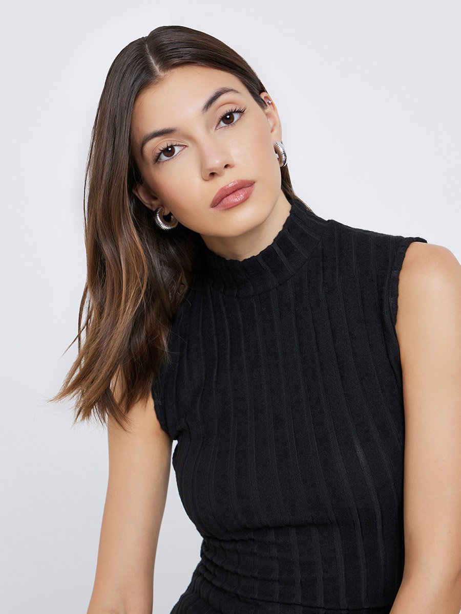 Black Sleeveless Fitted Knit Top