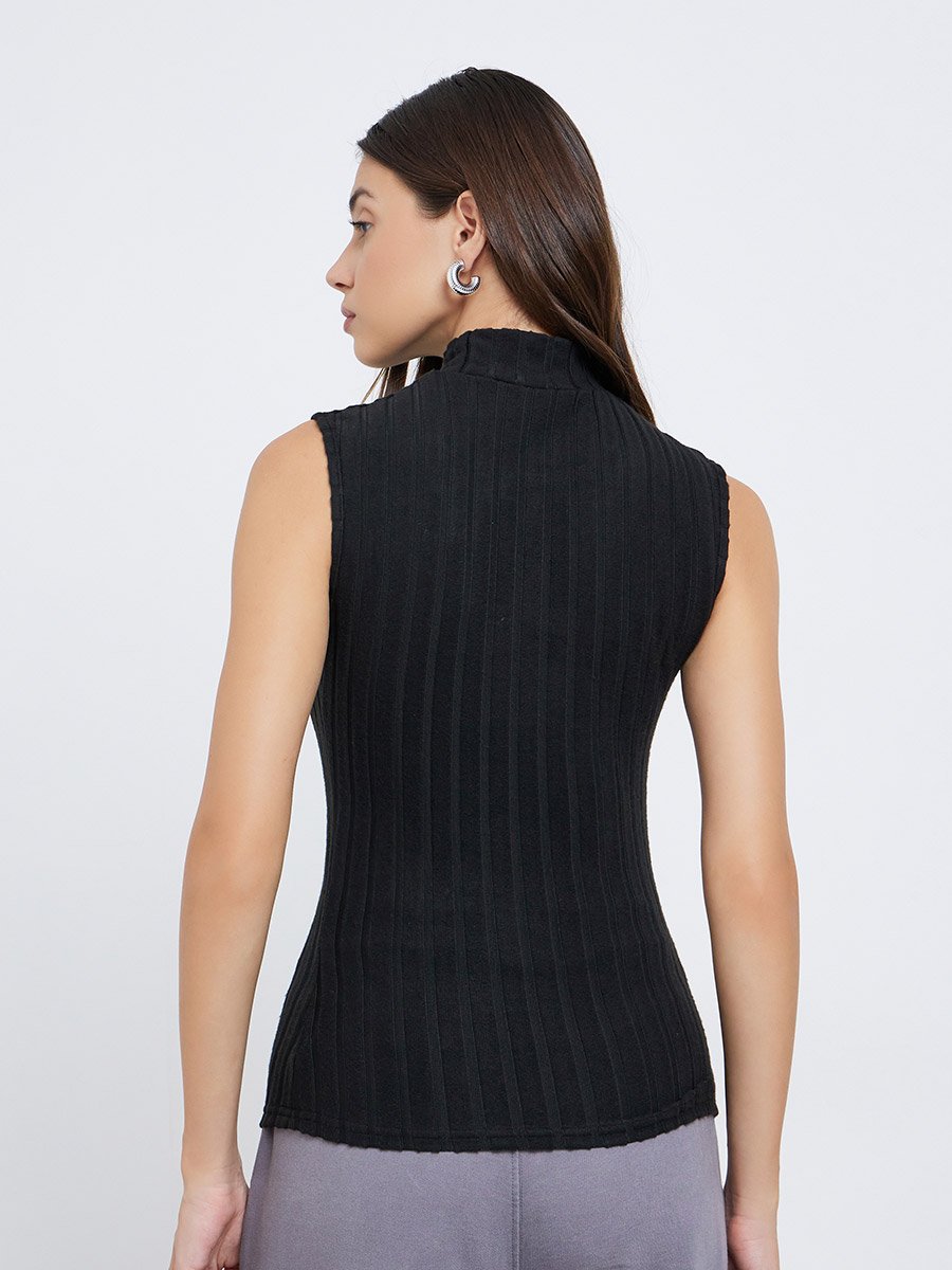 Black Sleeveless Fitted Knit Top