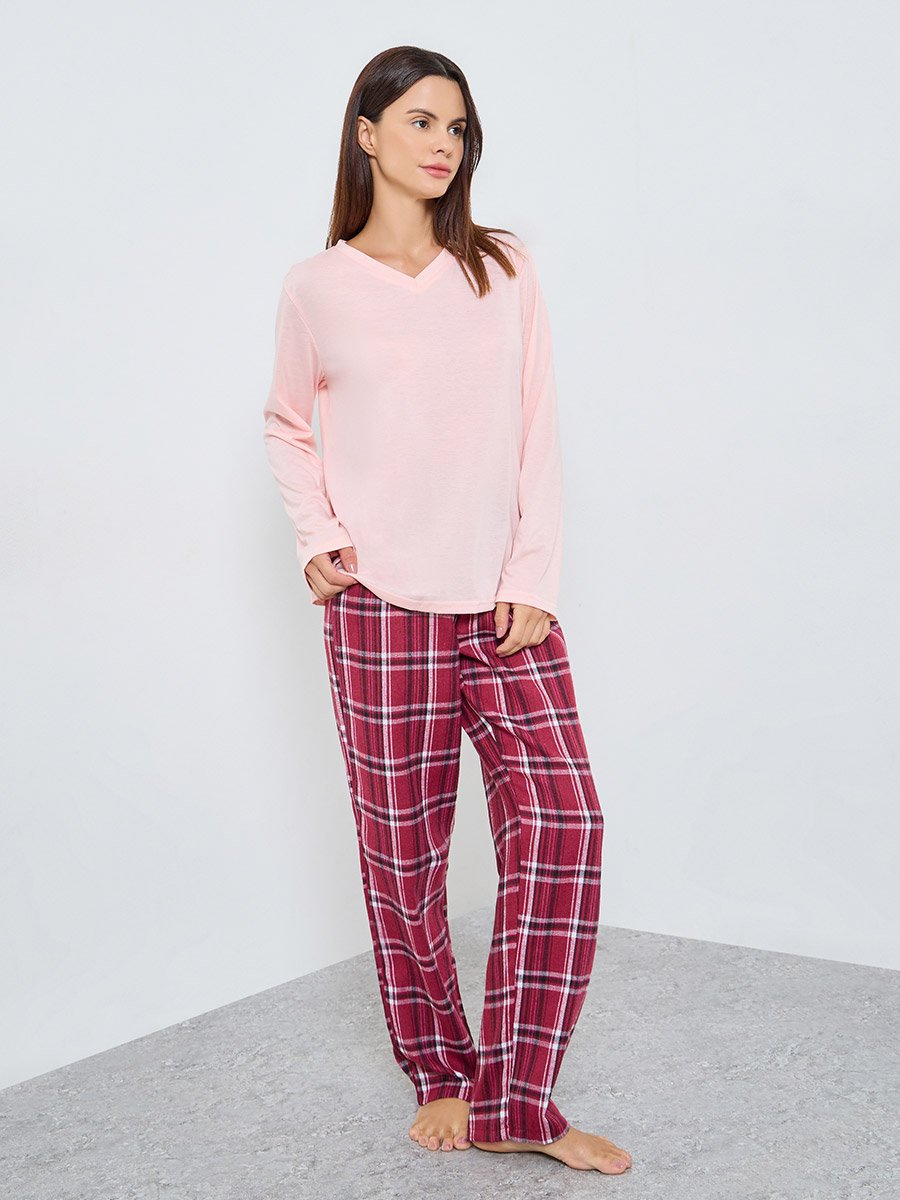 Solid Long Sleeves T-Shirt and Checked Pyjama Set