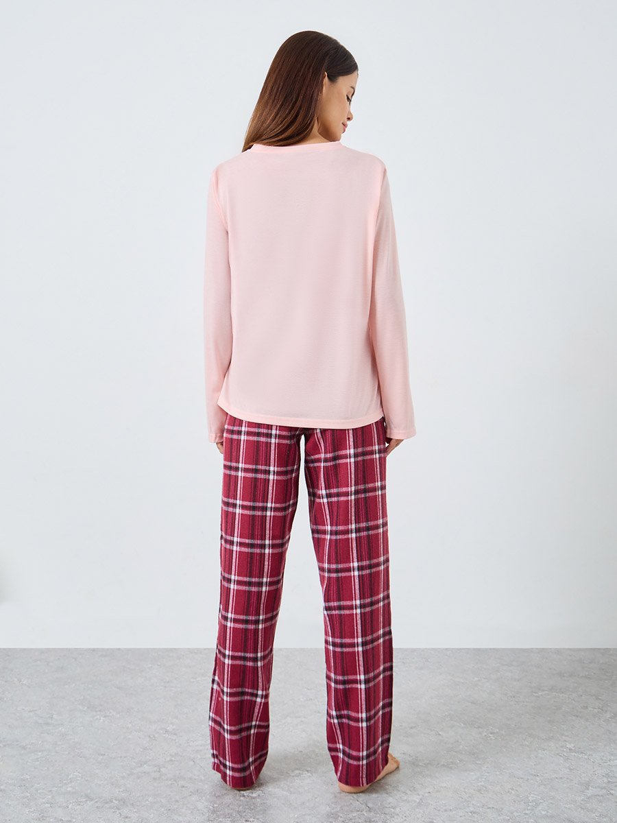 Solid Long Sleeves T-Shirt and Checked Pyjama Set