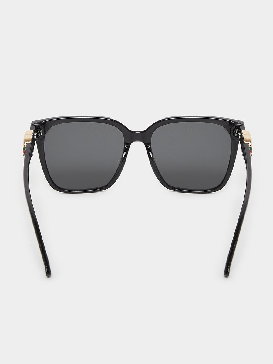 Black Square CC Detail Sunglasses