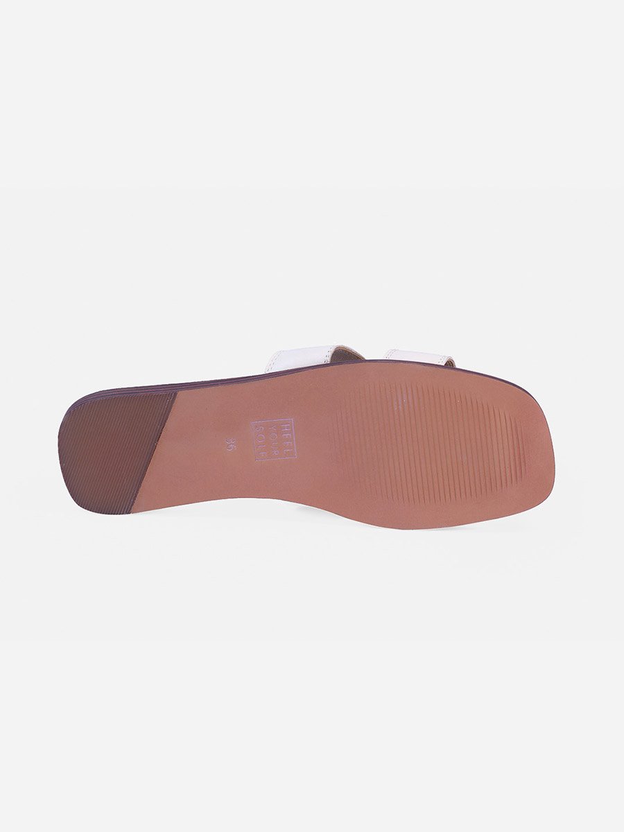 Dory Off White Flat Sandals