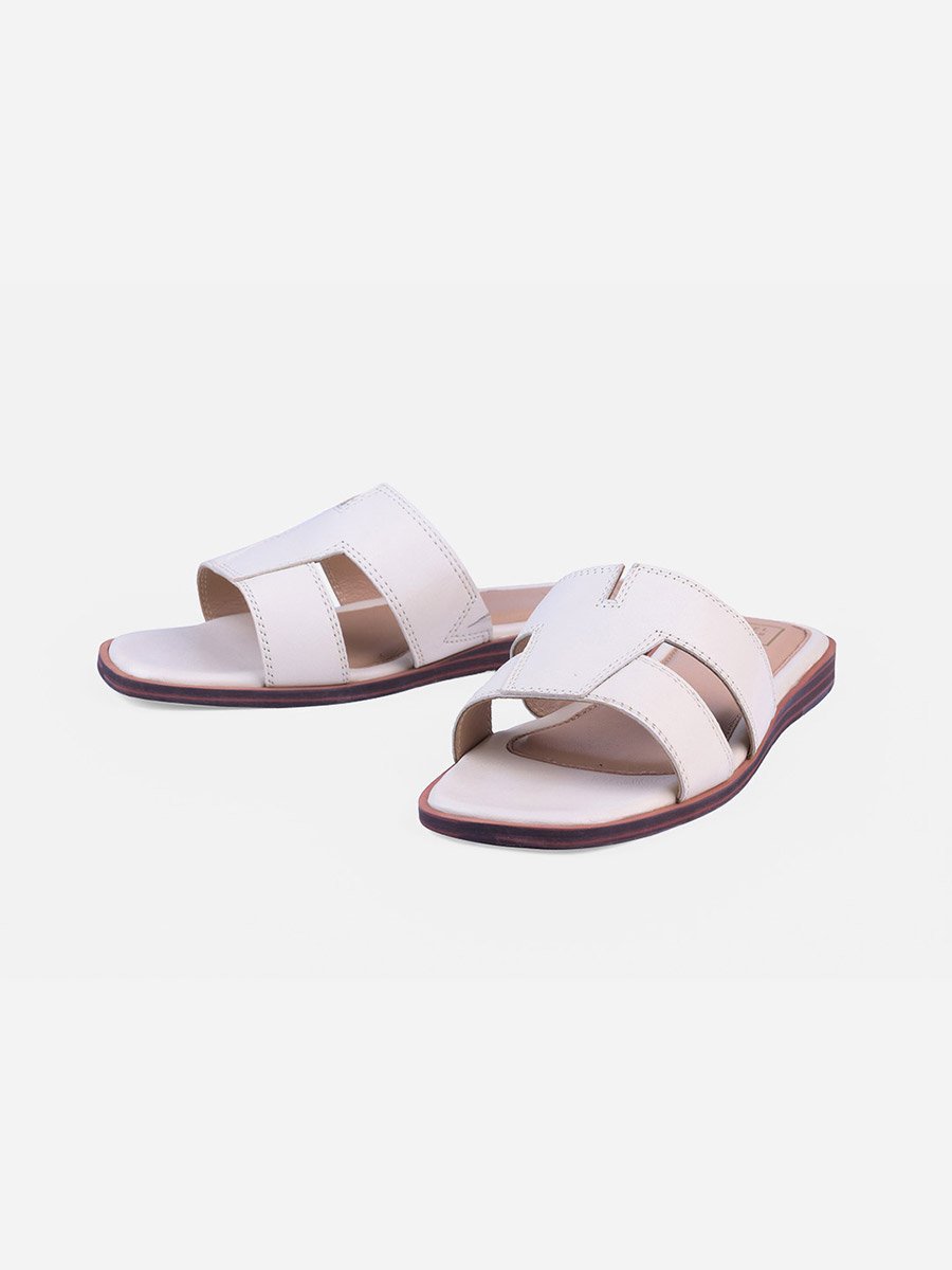 Dory Off White Flat Sandals