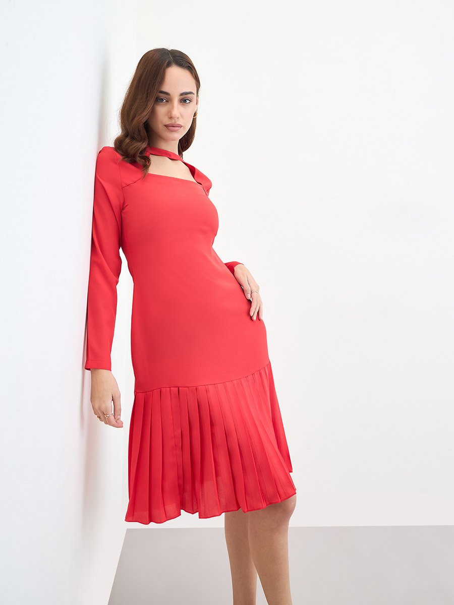 Red Long Sleeve Pleated Knee-Length Dress