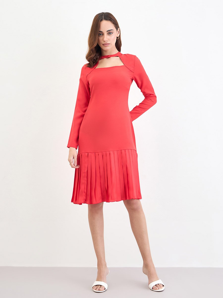 Red Long Sleeve Pleated Knee-Length Dress