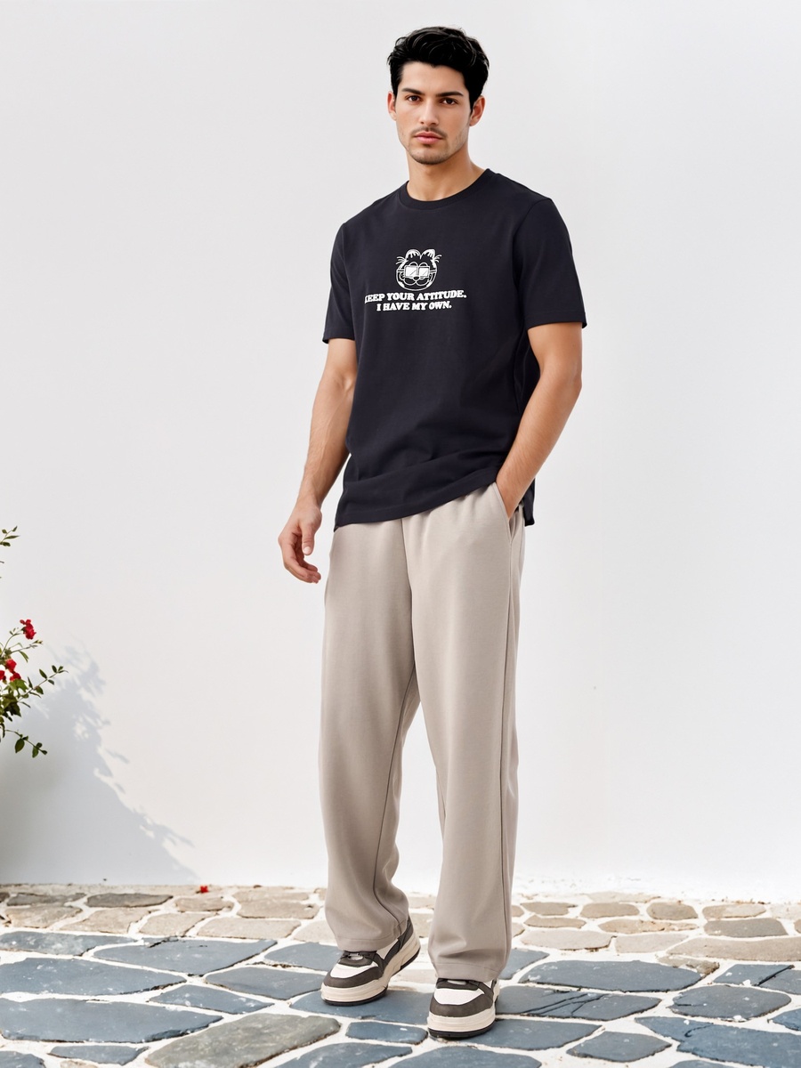 Garfield Print Crew Neck T-Shirt with Short Sleeves