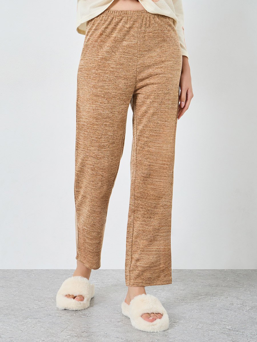 Cozy Beige Bear Print T-Shirt and Pyjama Set