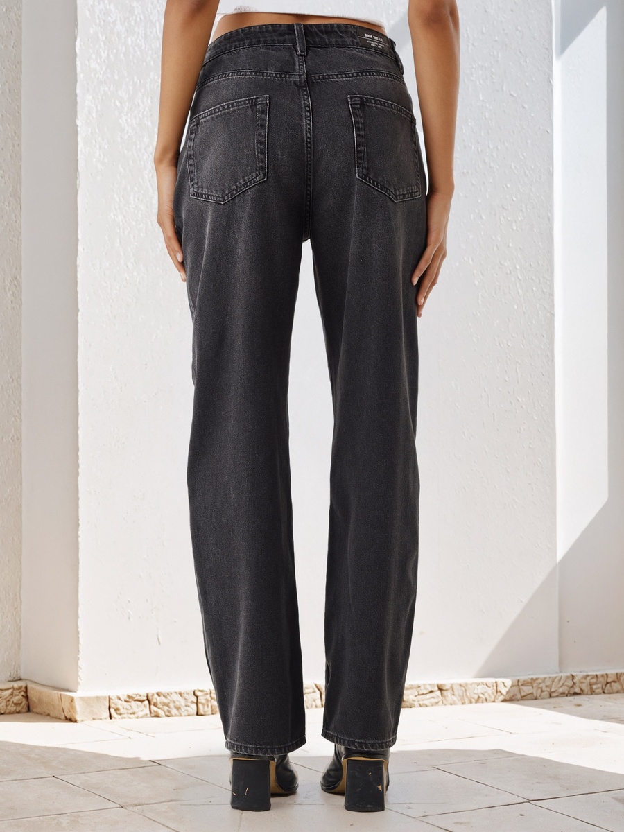High-Rise Straight Fit Jeans