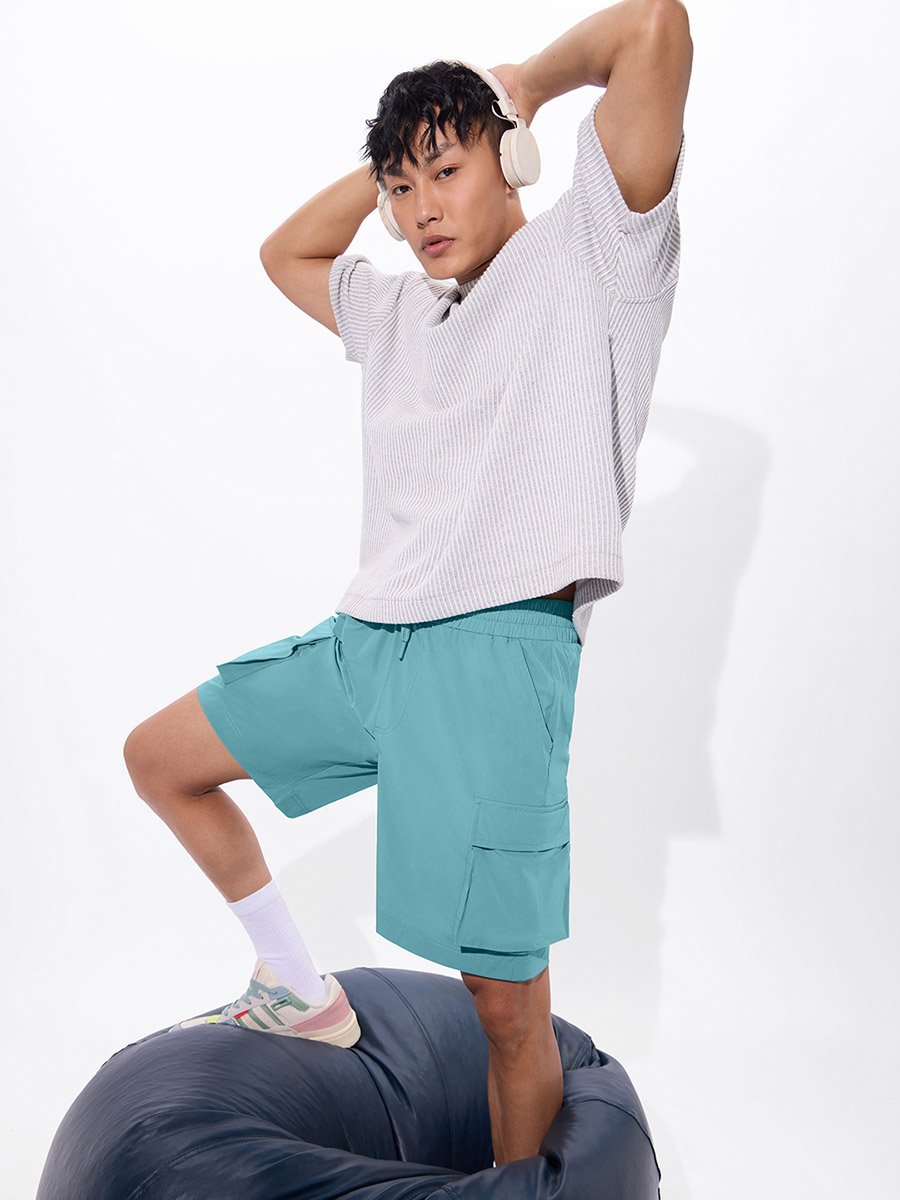 Men Blue Knee Length Cargo Shorts