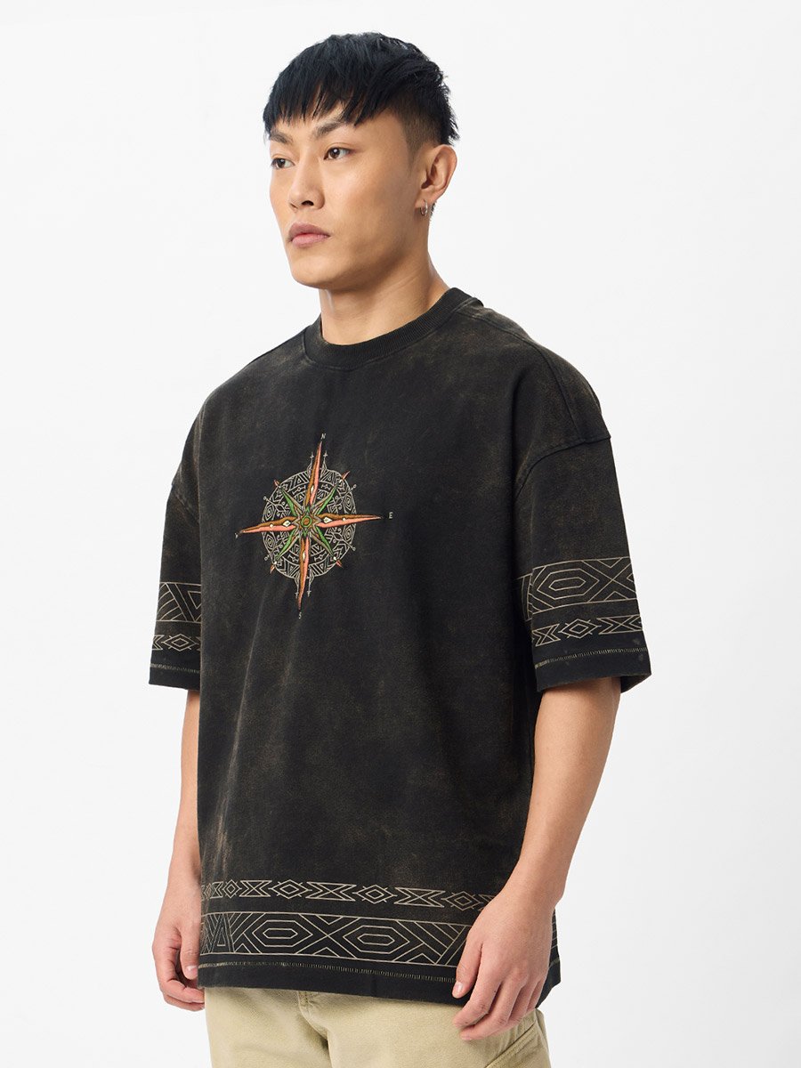Men Black Embroidered Compass Oversized T-Shirt