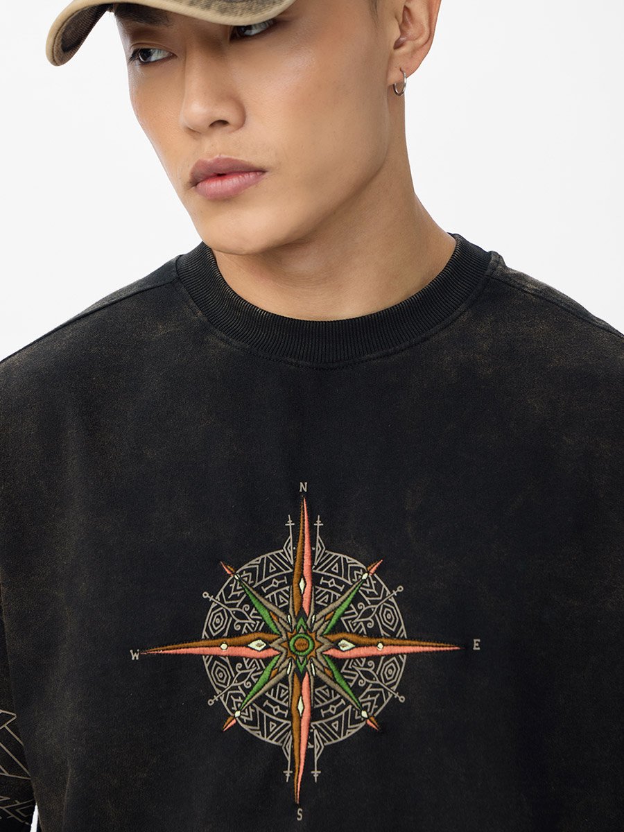 Men Black Embroidered Compass Oversized T-Shirt