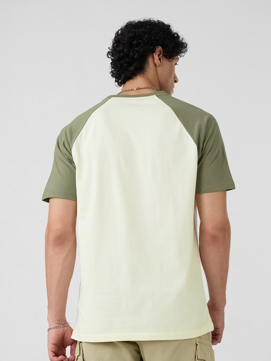 Men Green Raglan Sleeve Printed T-Shirt