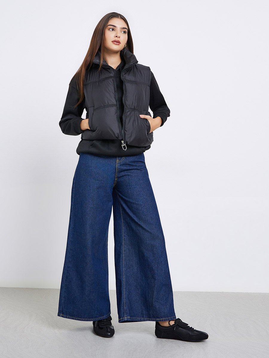 Black Regular Fit Crop Padded Jacket