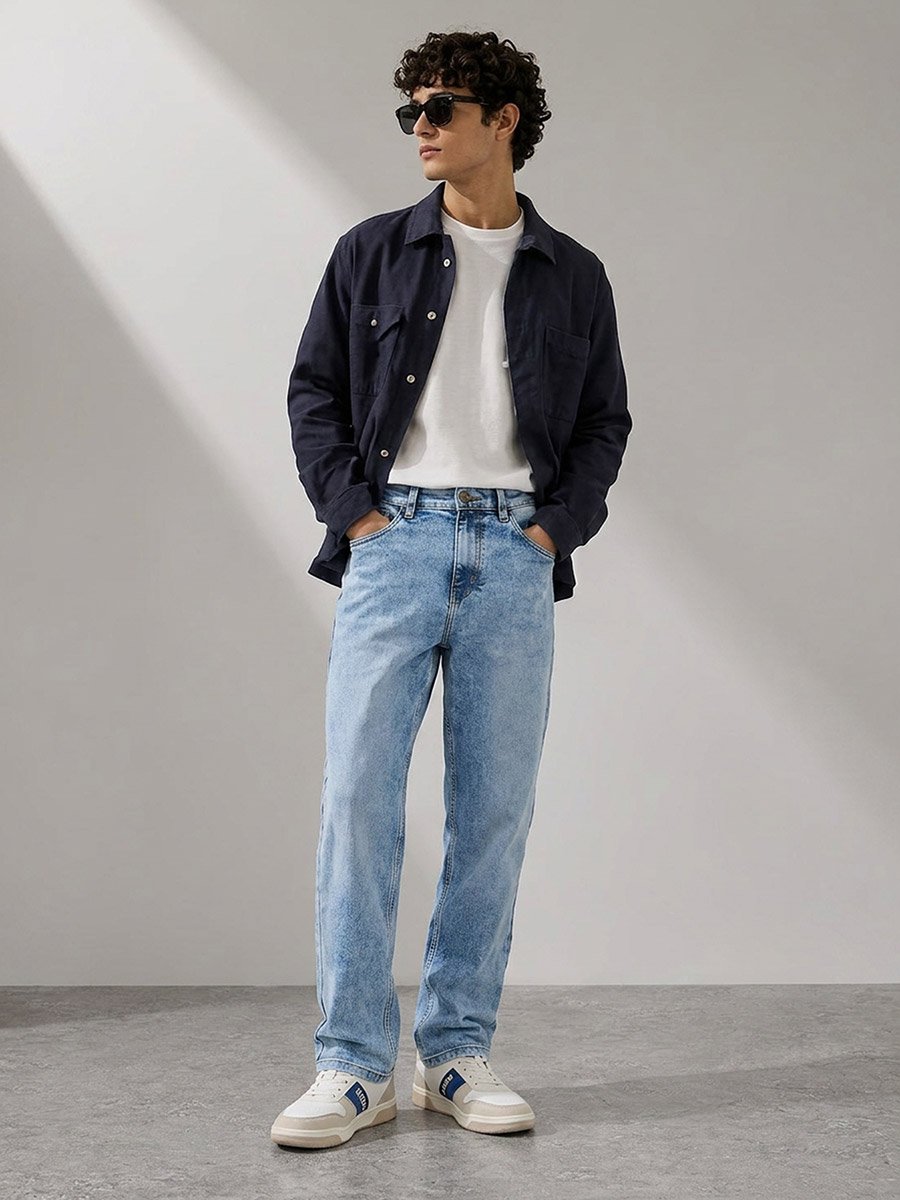 Men Blue Relaxed Fit Washed Jeans