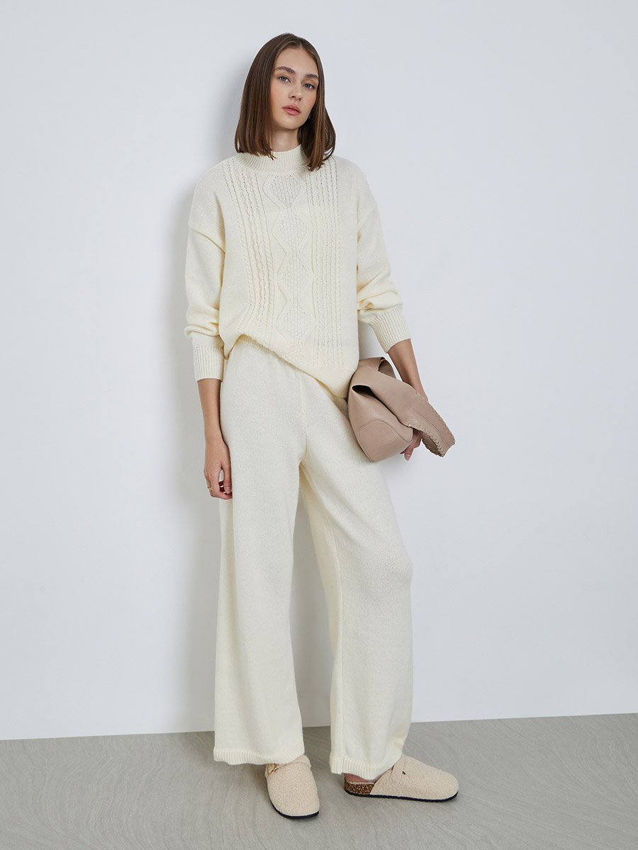 Women Off White Plain Flat Knit Wide Leg Pants