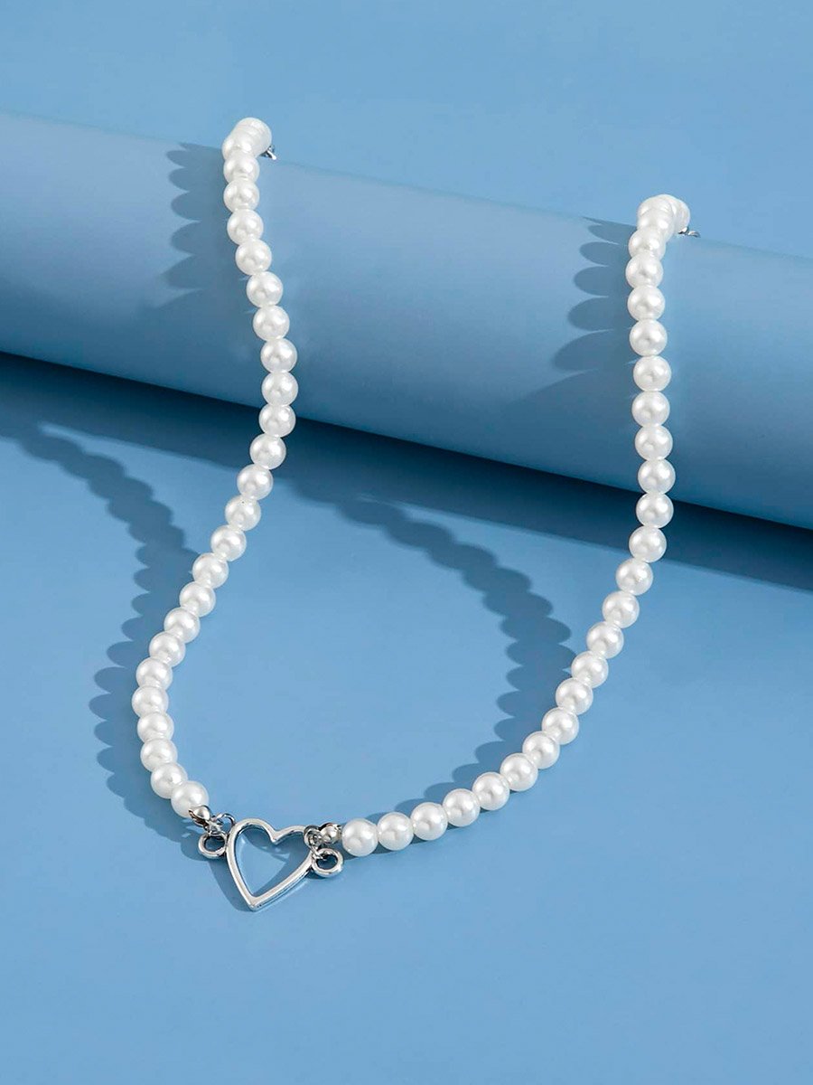 Faux Pearl and Heart Decor Necklace