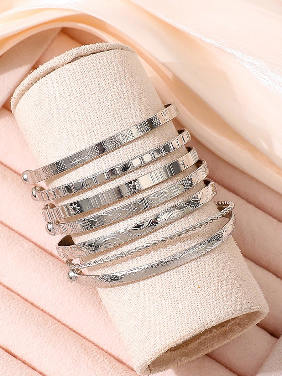 مجموعة من 7 أساور يد كاجوال