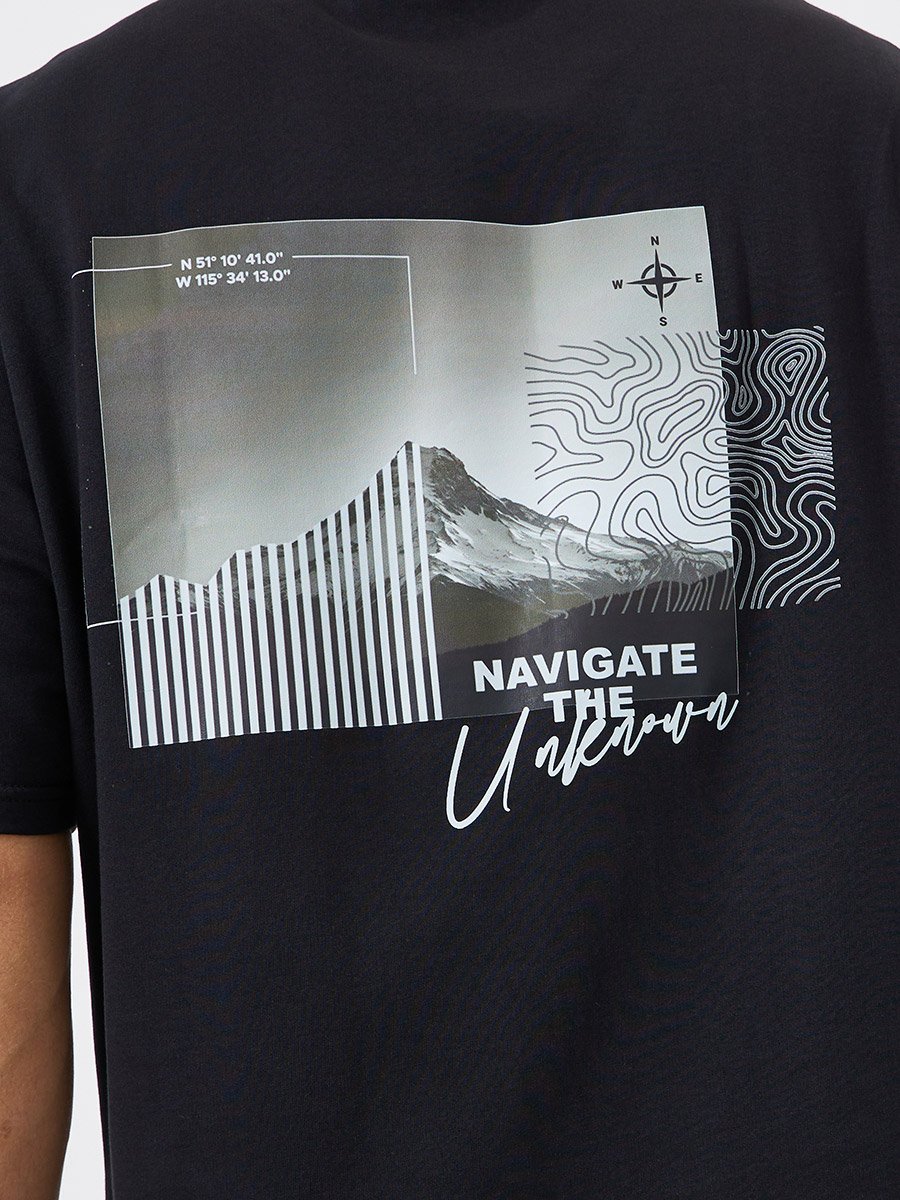 Men Black Graphic Print Oversized T-Shirt