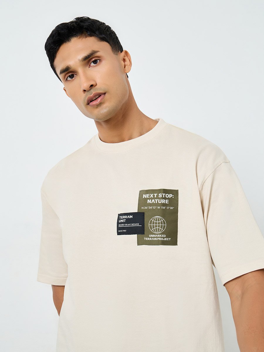 Men Oversized Chest Patch Detail T-Shirt