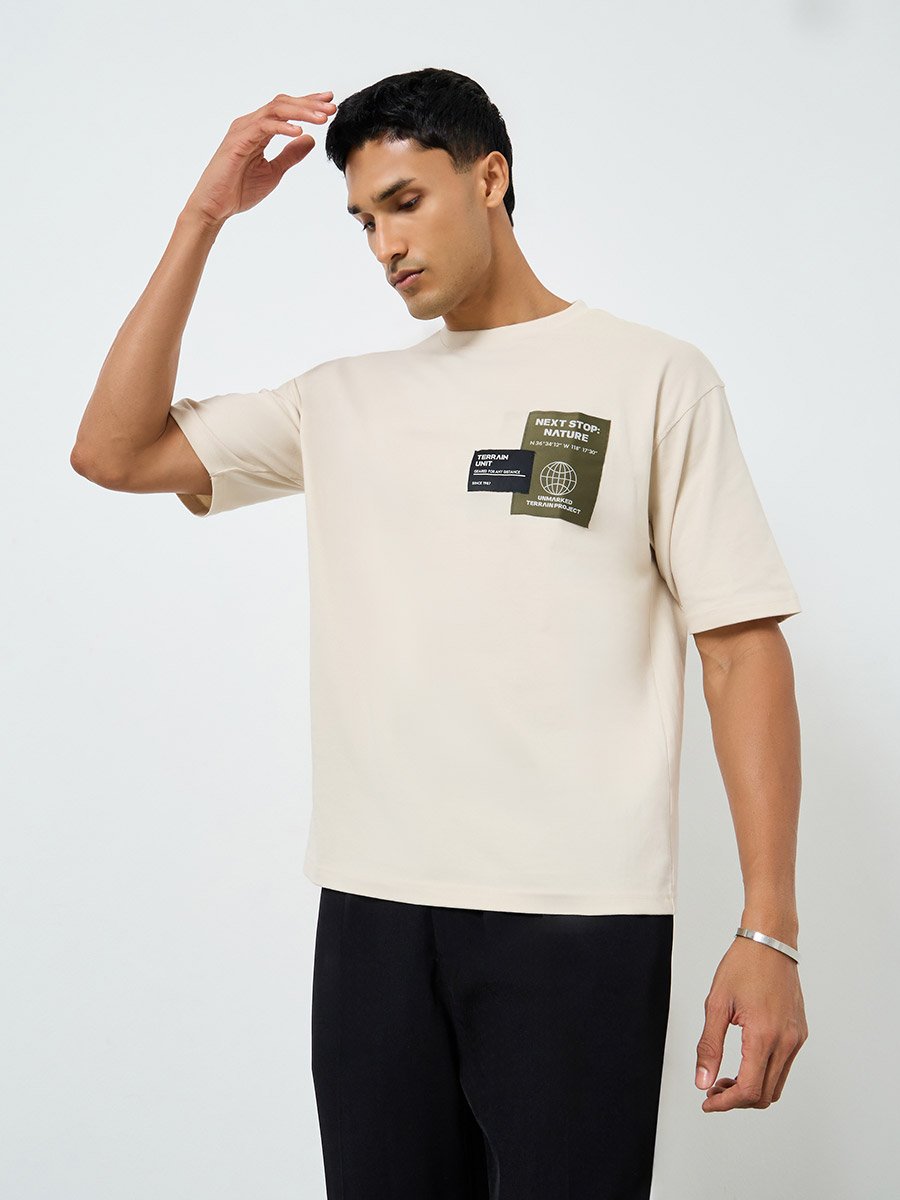 Men Oversized Chest Patch Detail T-Shirt