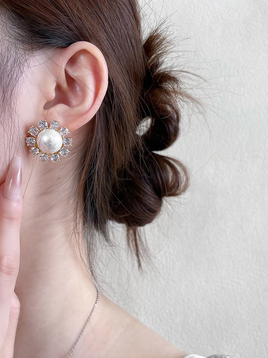 Silver Floral Decor Embellished Earrings with Faux Pearl