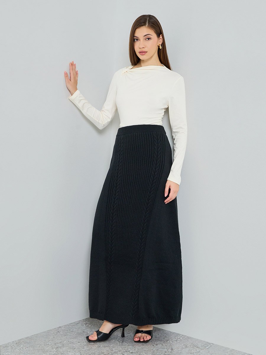 Women Black Cable Knit Maxi Skirt