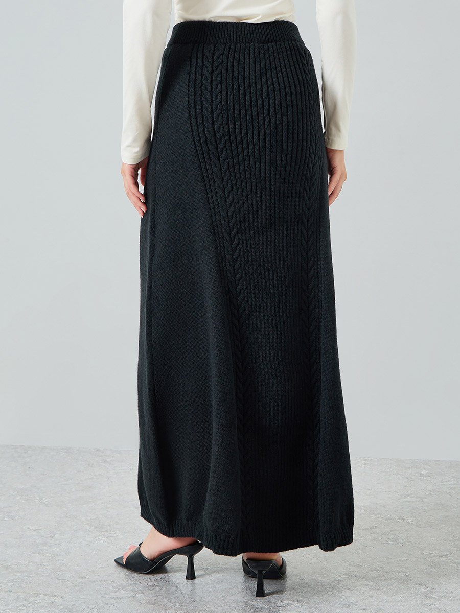 Women Black Cable Knit Maxi Skirt