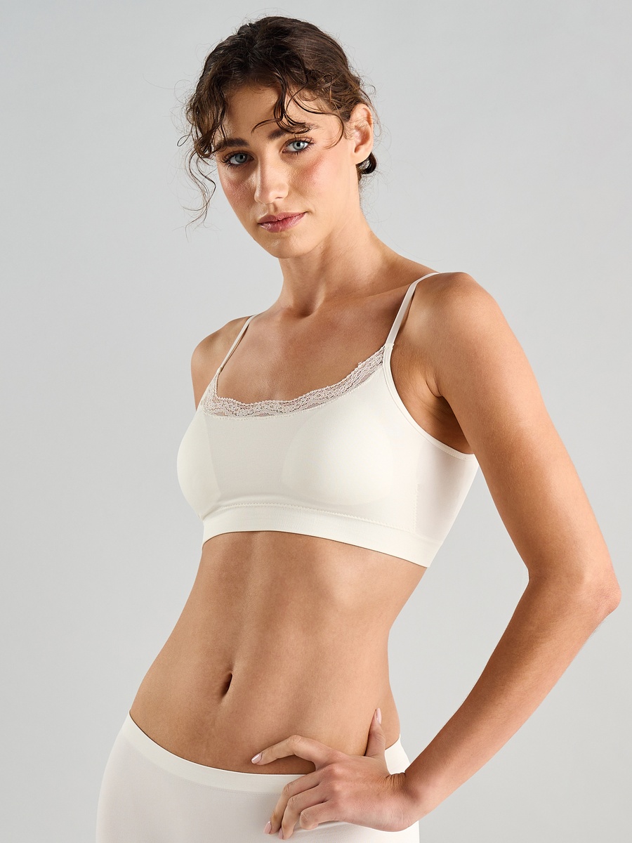 Lace Trim Non-Wired Seamless Crop Top