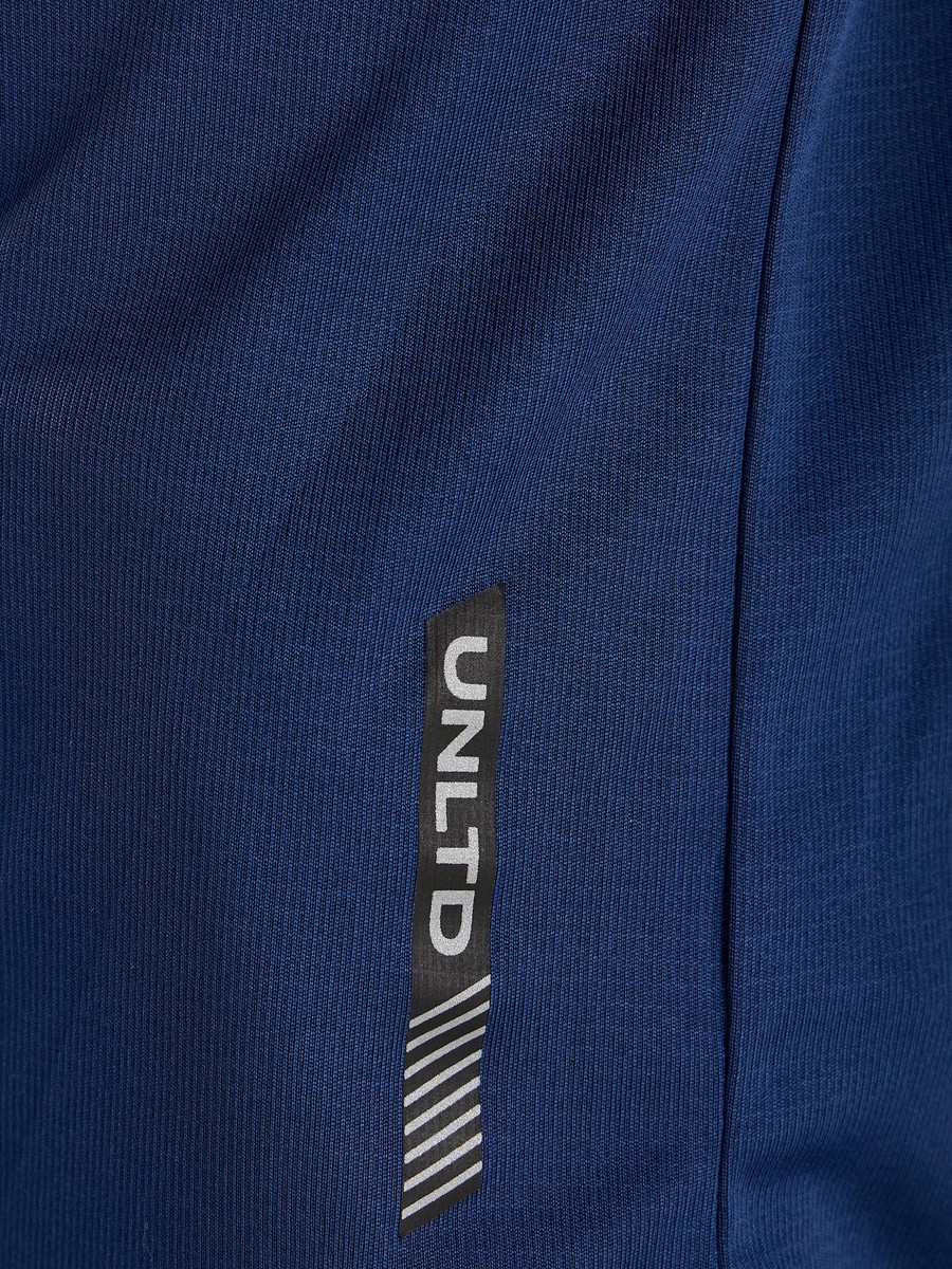 Basic Performance T-Shirt